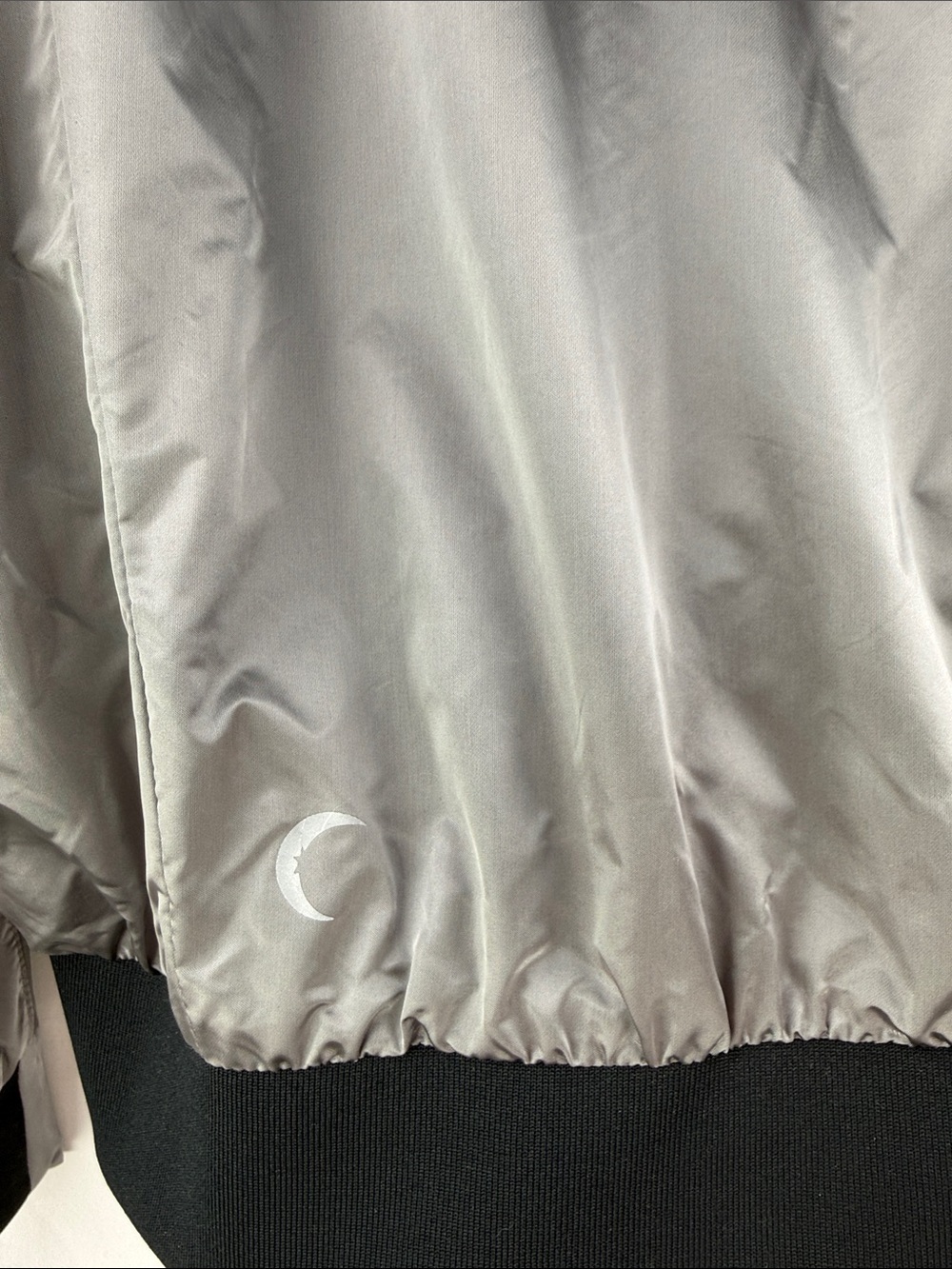 ZYIA Active Women’s Size Large Silver Metallic Gray Hooded Windbreaker Jacket - Picture 8 of 10